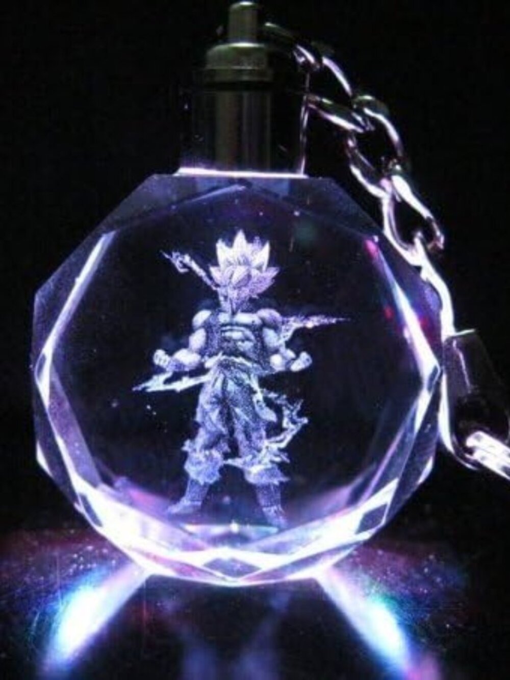 Dragon Ball Z Goku 3D Crystal LED Light Keychain w Gift Box Anime Gift